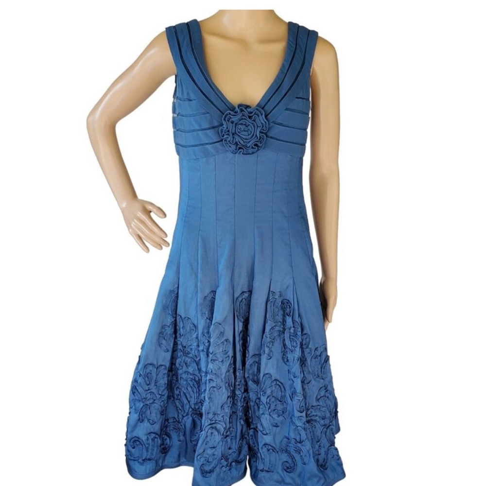 Adrianna Papell Dress Women's 10 Blue A Line Ruched Floral Pleated Sleeveless